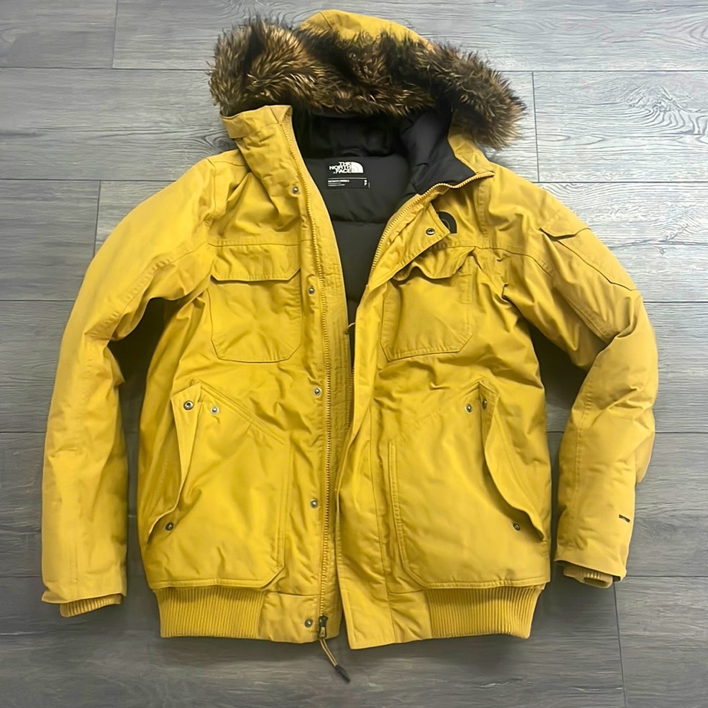 The north face 550 winter jacket with face mask size small